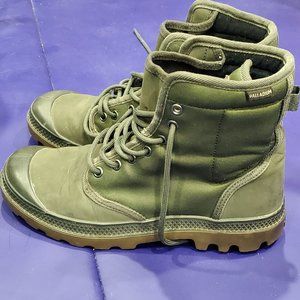 Waterproof green khaki Palladium boots, women sz 8